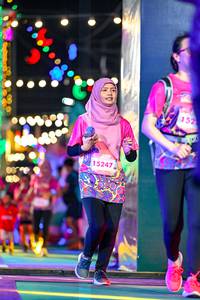 BIB: 100, 15247, 152
                            <button type="button" onclick="openModal(24689351)" class="btn btn-primary btn-sm float-right btn-popup" data-toggle="modal" data-target=".modal-high-quality">
                        <i class="fas fa-shopping-cart"></i> Add to Cart
                    </button>
                                            <button type="button" onclick="isThisMe(24689351, true)" class="btn btn-success btn-sm float-right btn-popup btn-isme hidden" data-toggle="tooltip" data-placement="bottom" title="นี่คือรูปของคุณใช่ไหม คลิกที่นี่เพื่อเอาเข้าอัลบั้ม">
                        <i class="fas fa-plus"></i> Add to album
                    </button>
                    <button type="button" onclick="isThisMe(24689351, false)" class="btn btn-warning btn-sm float-right btn-popup btn-isnotme hidden">
                        <i class="fas fa-ban"></i> Remove from album
                    </button>